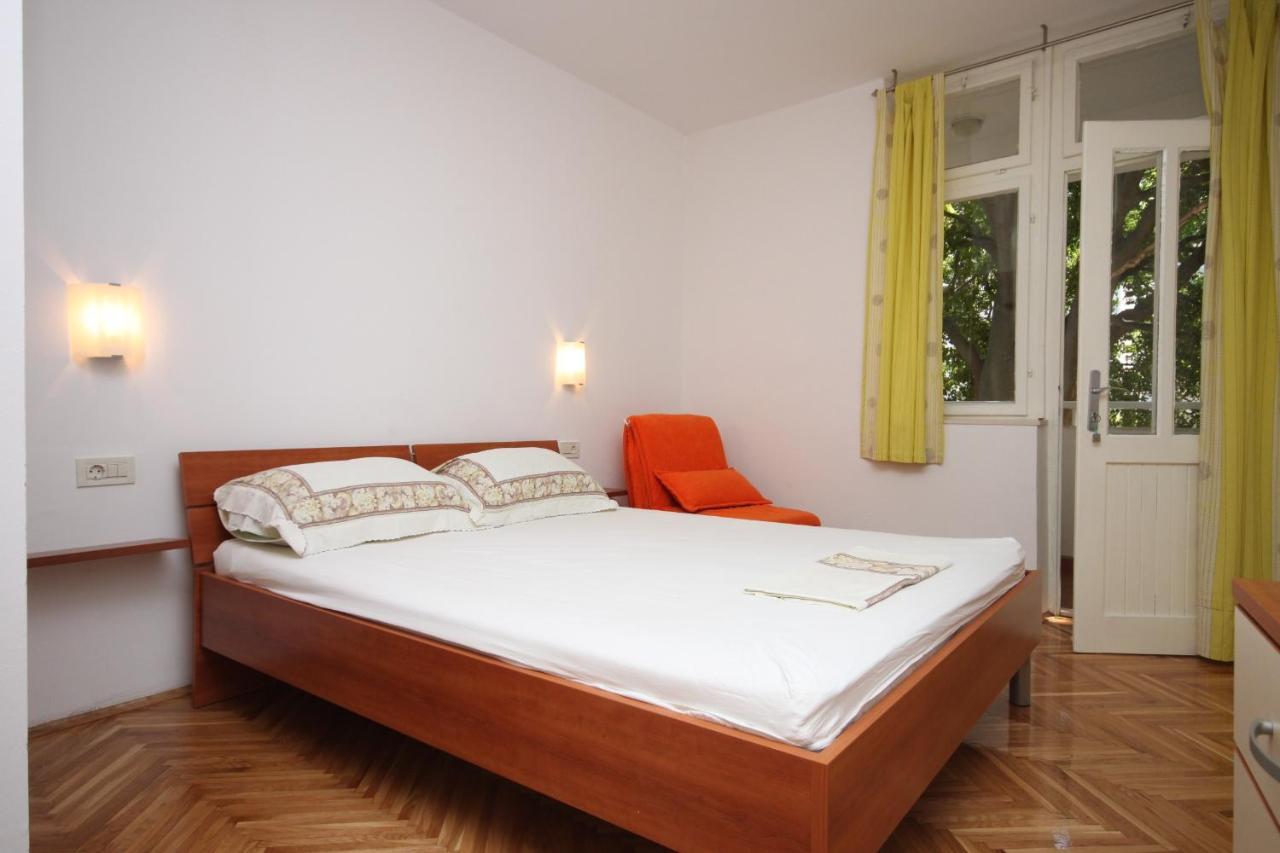 Apartments By The Sea Drvenik Donja Vala, Makarska - 6658 Exterior photo