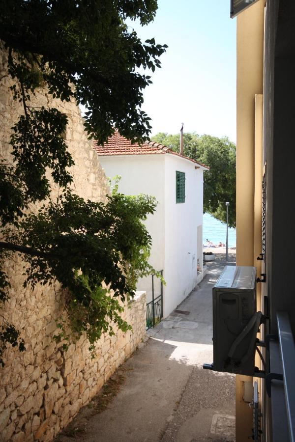 Apartments By The Sea Drvenik Donja Vala, Makarska - 6658 Exterior photo